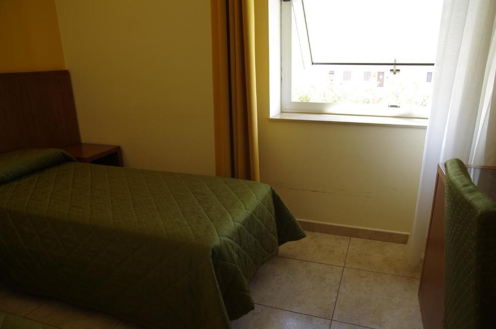 Hotel San Martino كاسيبيلي الغرفة الصورة